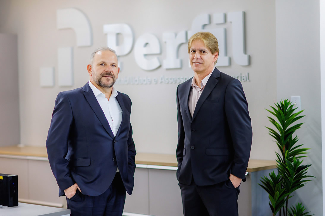 Perfil Contabilidade e Assessoria Empresarial comemora 35 anos de história em Brusque