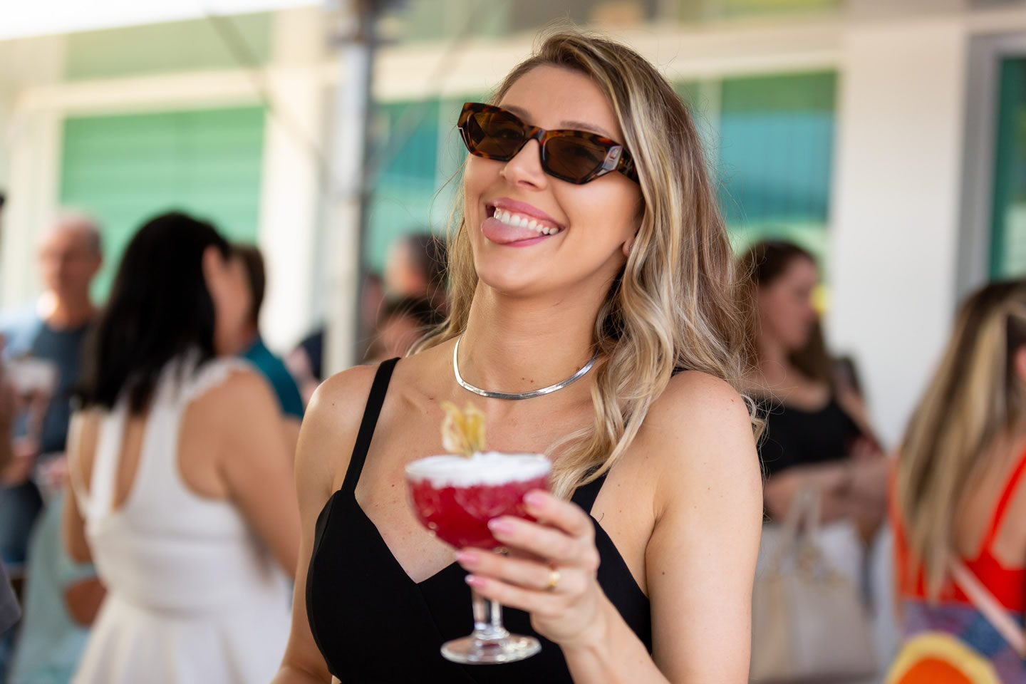 Perfil comemora 35 anos de história com festa