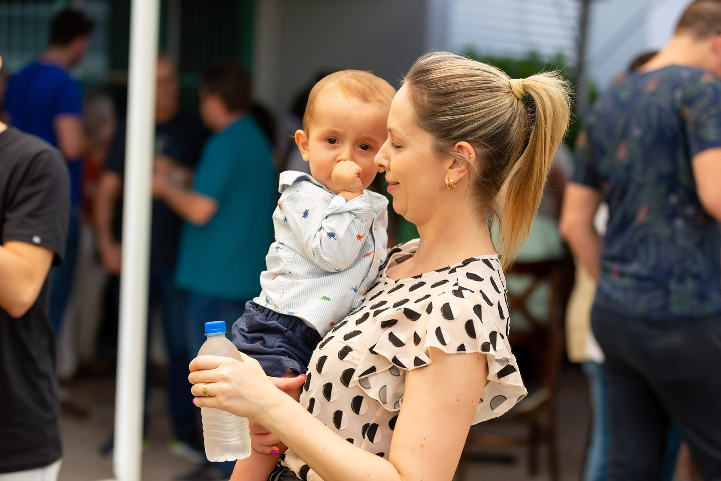 Perfil comemora 35 anos de história com festa