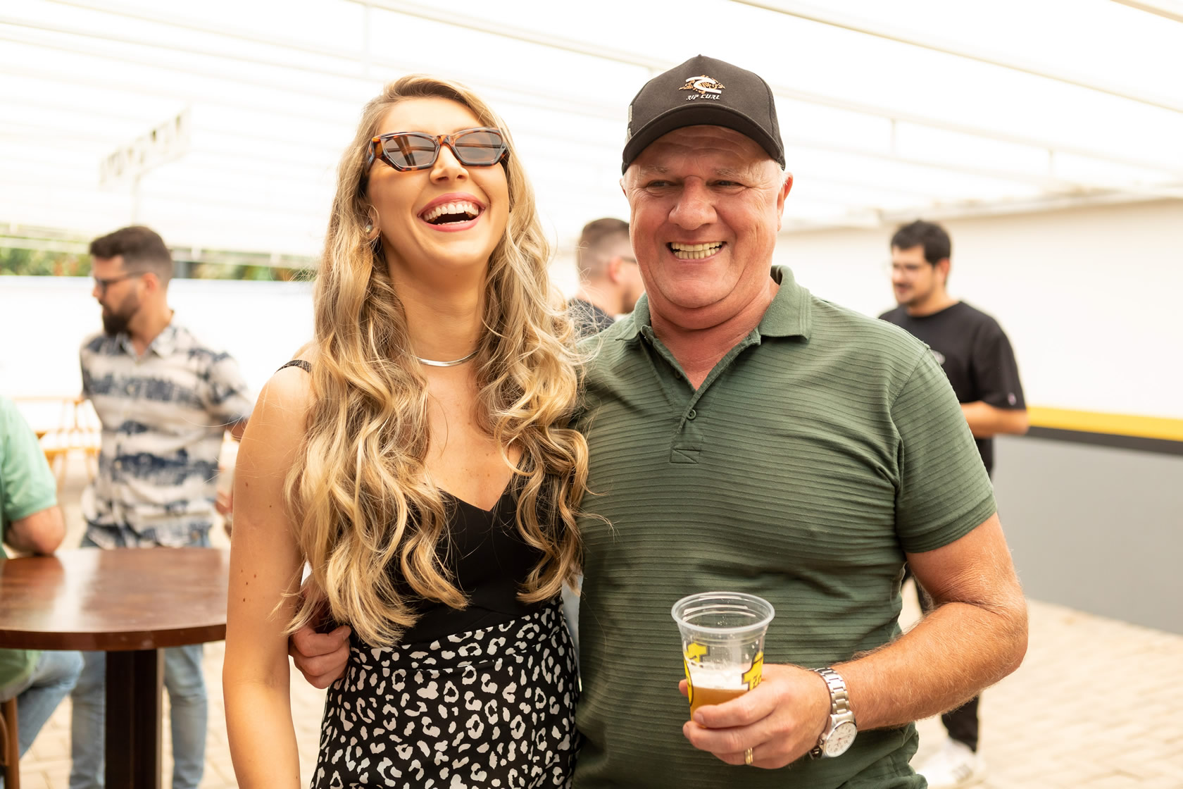 Perfil comemora 35 anos de história com festa