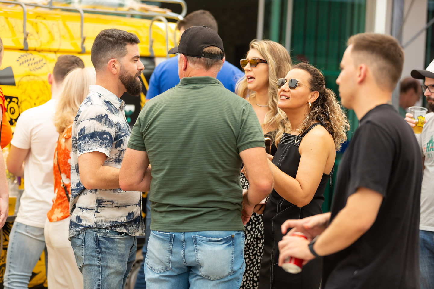 Perfil comemora 35 anos de história com festa