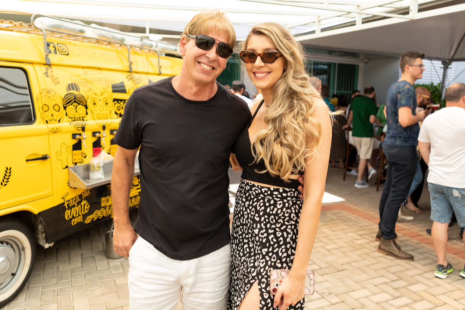 Perfil comemora 35 anos de história com festa